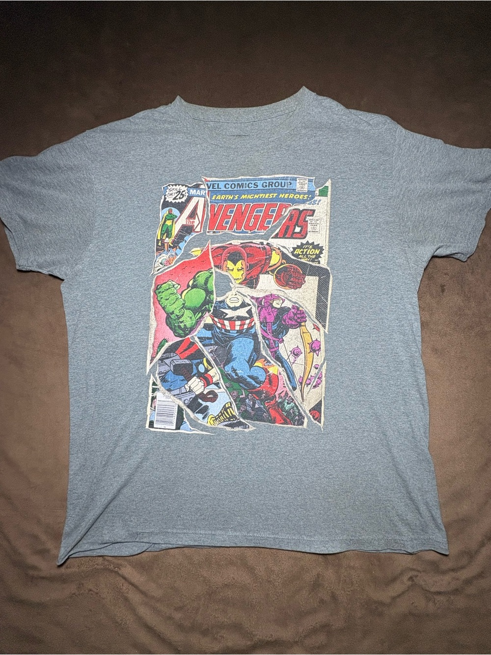 Marvel Avengers Graphic Comic Tee – Size Large